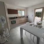 Sabbia Del Mare Apartment *